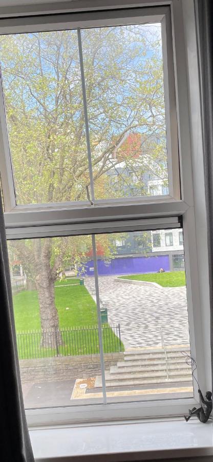 2 Bed Apartment Close To City Centre 카디프 외부 사진